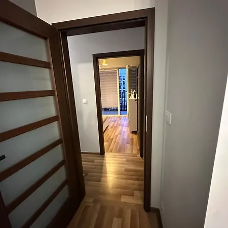 Modern Nest Apartment *