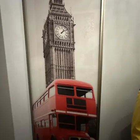 Modern Nest Apartman Varsó